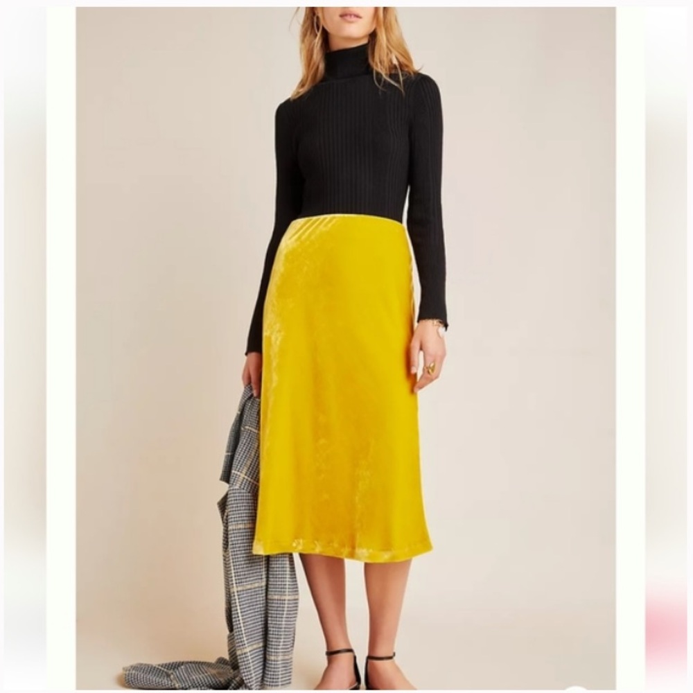 New: Anthropologie Maeve Kelly Velvet Midi Skirt. Size Medium
